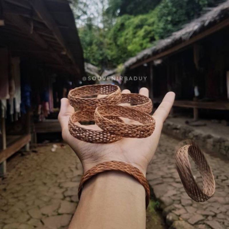 Gelang pakuhandam etnik baduy original handmade tidak luntur awet.