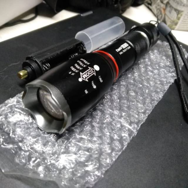 Senter LED 8000 Lumens