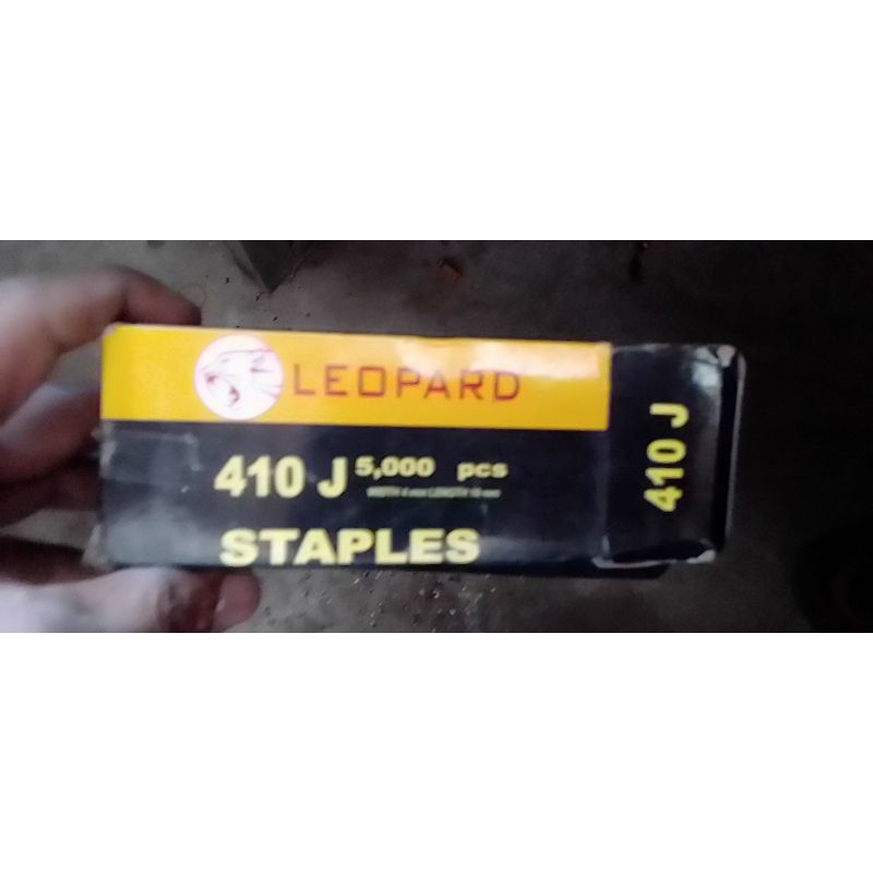 

Staples leopard ukuran 410j