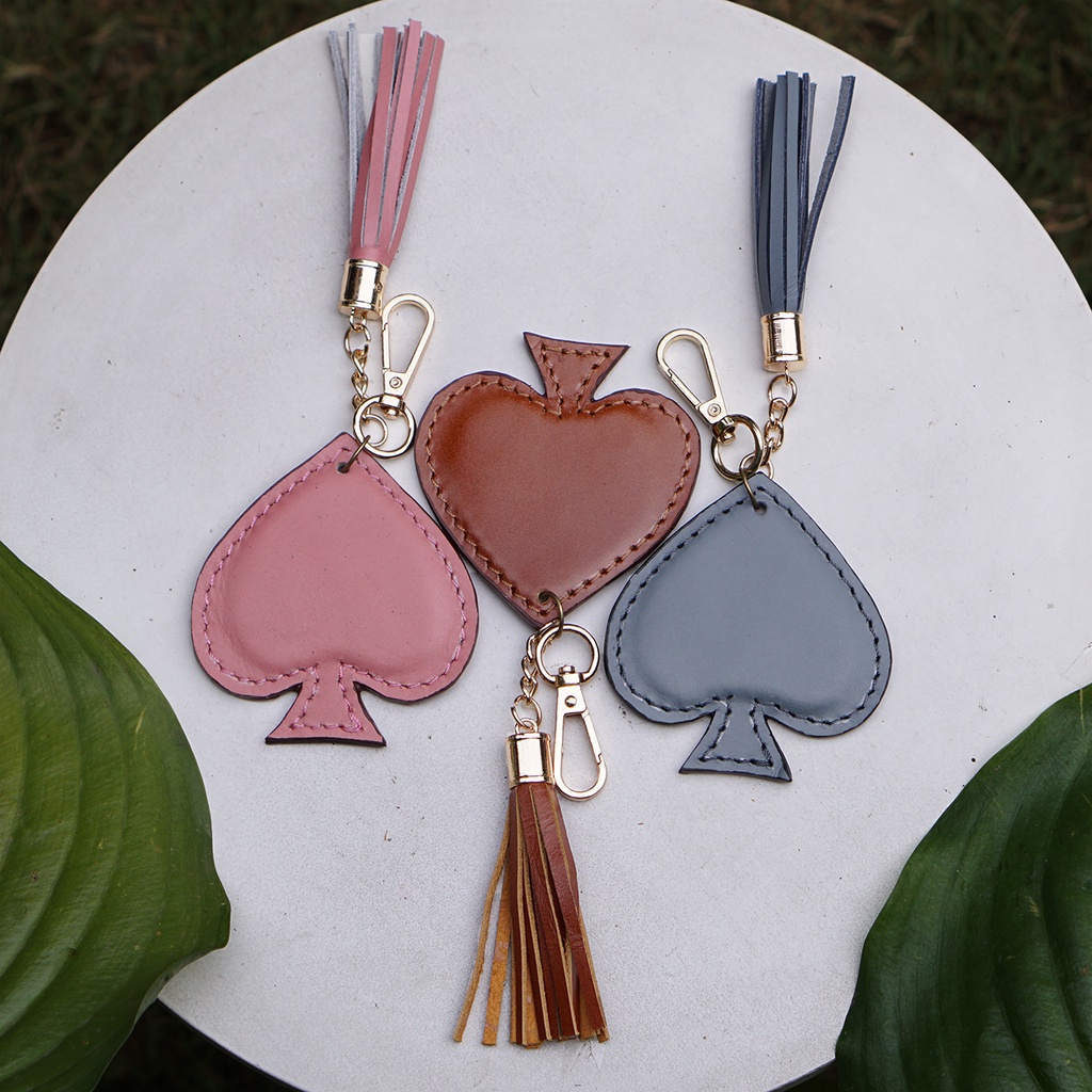 Charm Spade Gantungan tas Lecari Genuine Leather Aksesoris Tas Cantik Kulit Asli