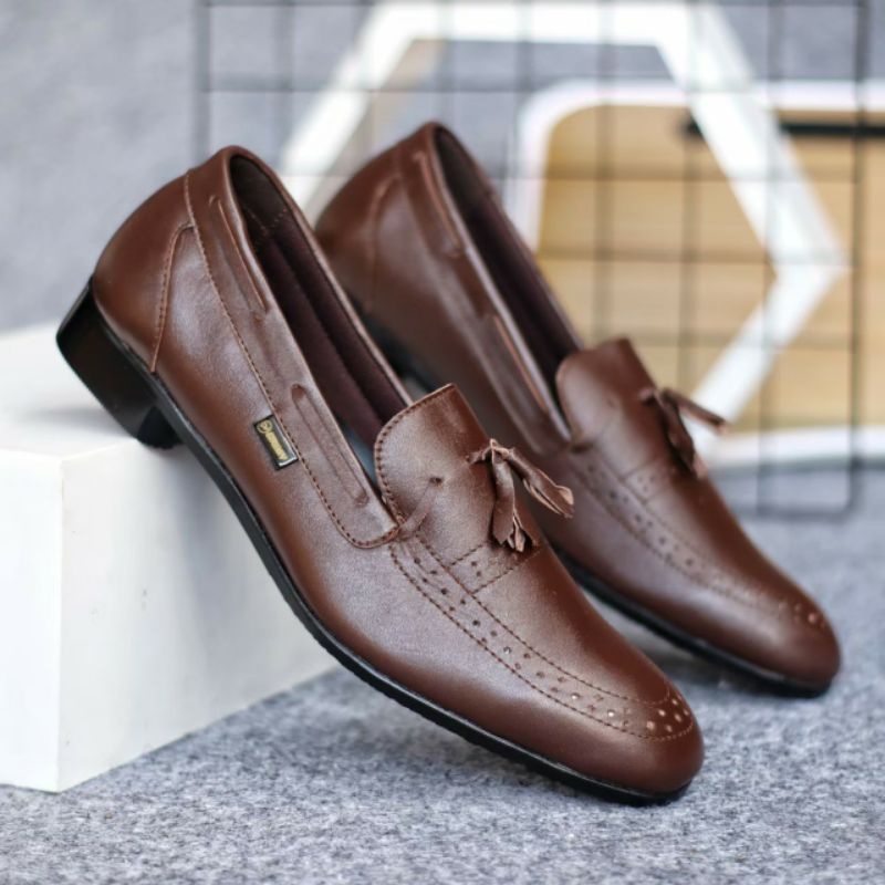 DRESSROSA BROWN Sepatu Pria Pantofel Kulit Asli Pentopel Pantopel Casual Formal Slop Kerja Kantor Original