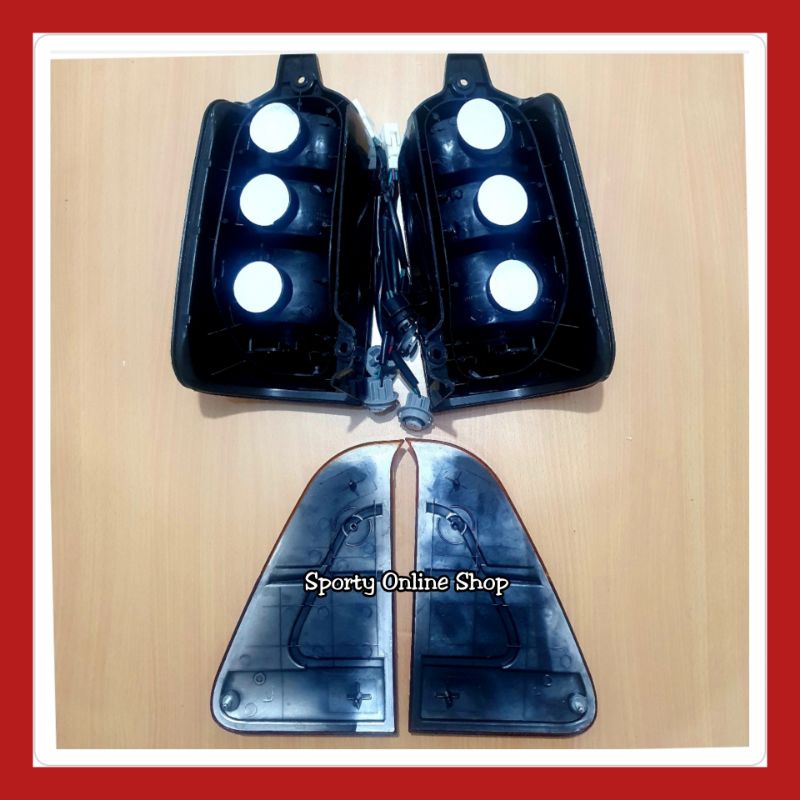 Lampu Stop Kijang Model 2002-2003 Model Standart