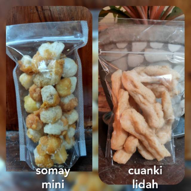 

siomay mini kering dan cuanki lidah pelengkap bakso kuah. kriuk, renyah, enak