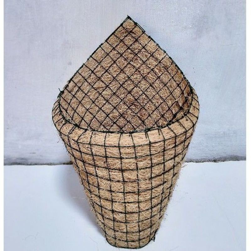 Pot bunga sabut kelapa strimin kerucut 15 cm