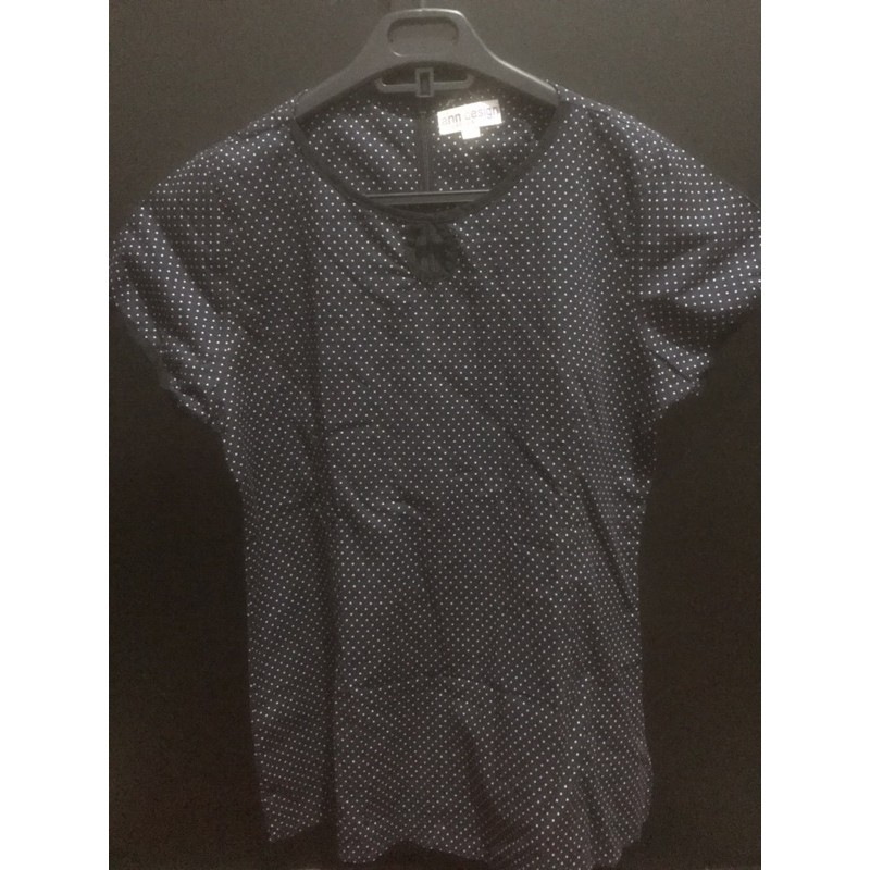 Blouse Hitam Motif Polkadot Kecil Ann Design [PRELOVED]
