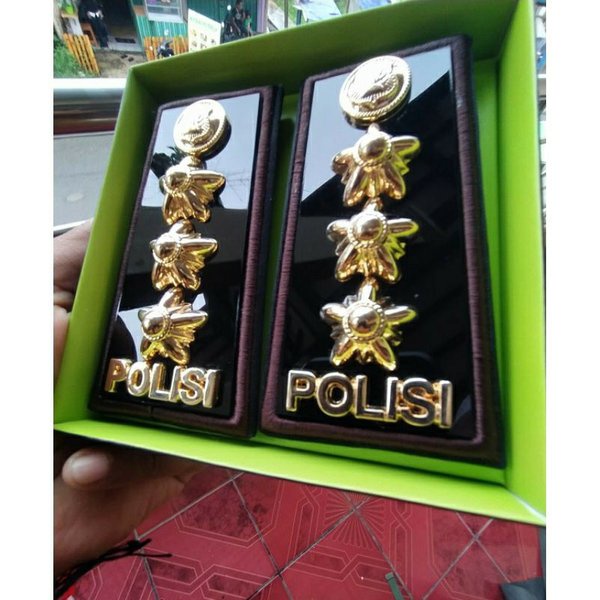 

Jual PDH KOMBES - Exclusive Berkualitas