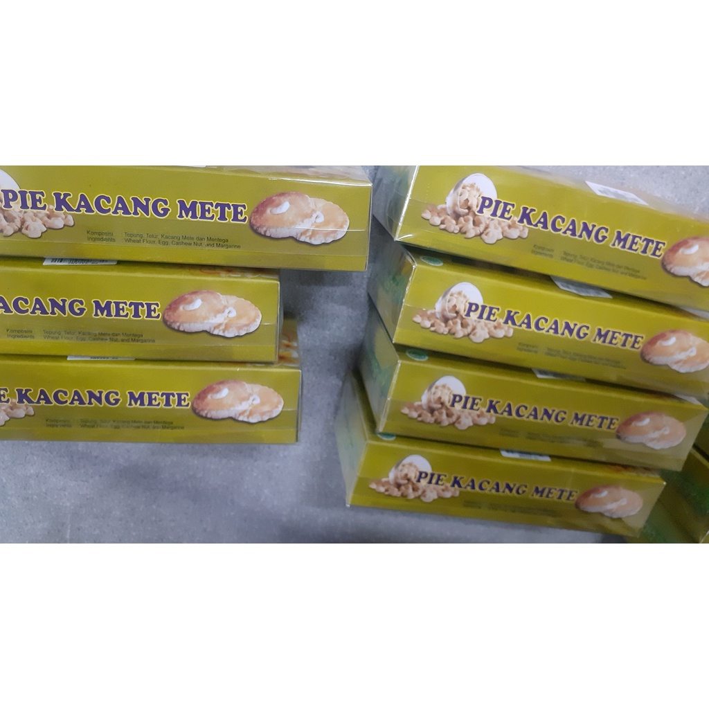 PIE KACANG METE OLEH-OLEH KHAS BALI ISI 6PCS