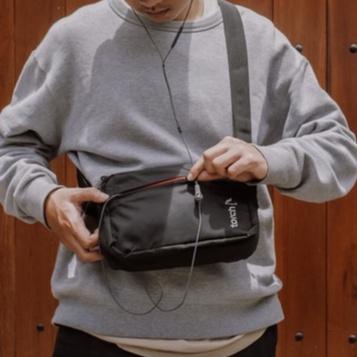 ✽ TORCH Sling Bag - Tas Selempang Kashiba 3 Liter - Hitam ♪