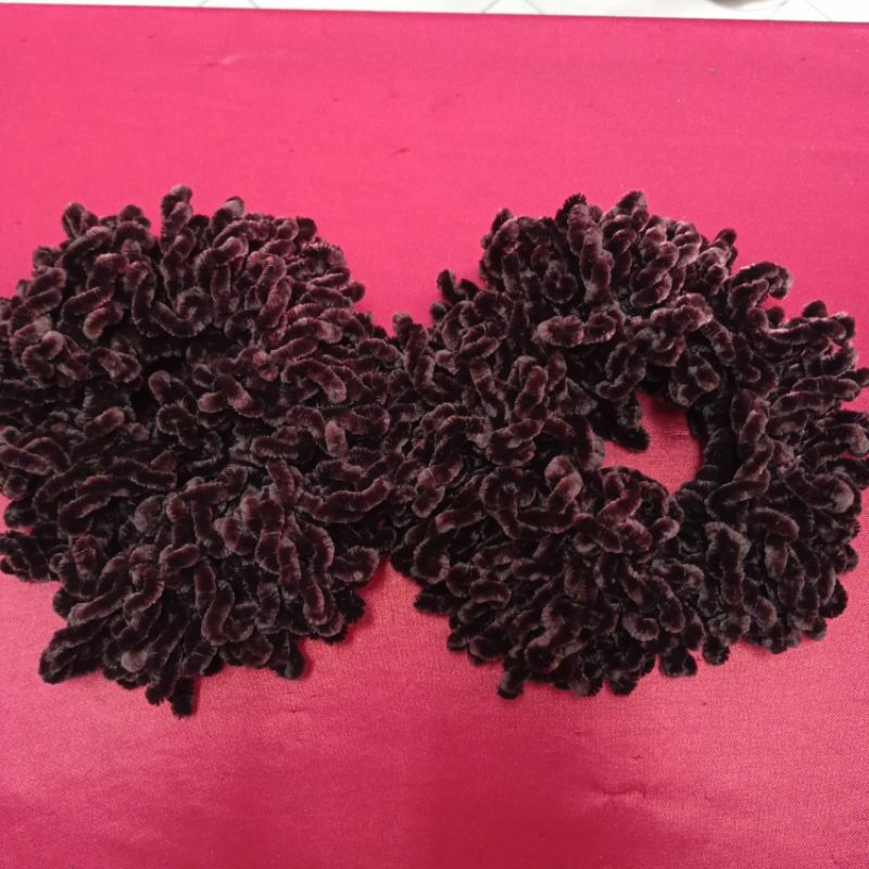 Iket rambut cepol gurita besar coklat