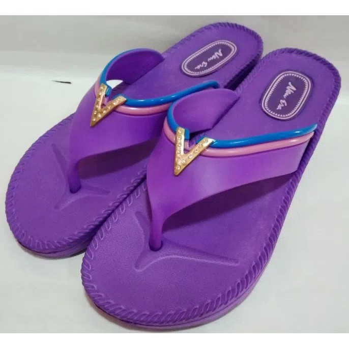 Promo sandal new era profound