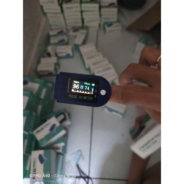 Jual Oximeter Lk88 Fingertip Pulse Saturasi Denyut Nadi Gantungn Murah ...