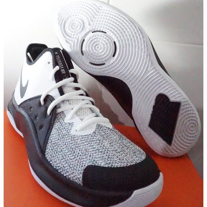 Sepatu Basket Nike Original VERSITILE III