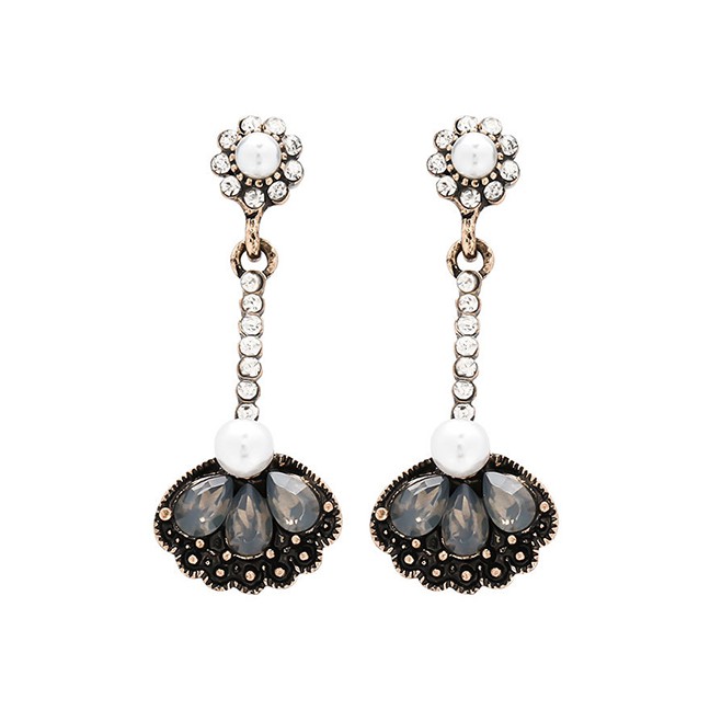 LRC Anting Tusuk Fashion Alloy Acrylic Pearl Flower Earrings K04340