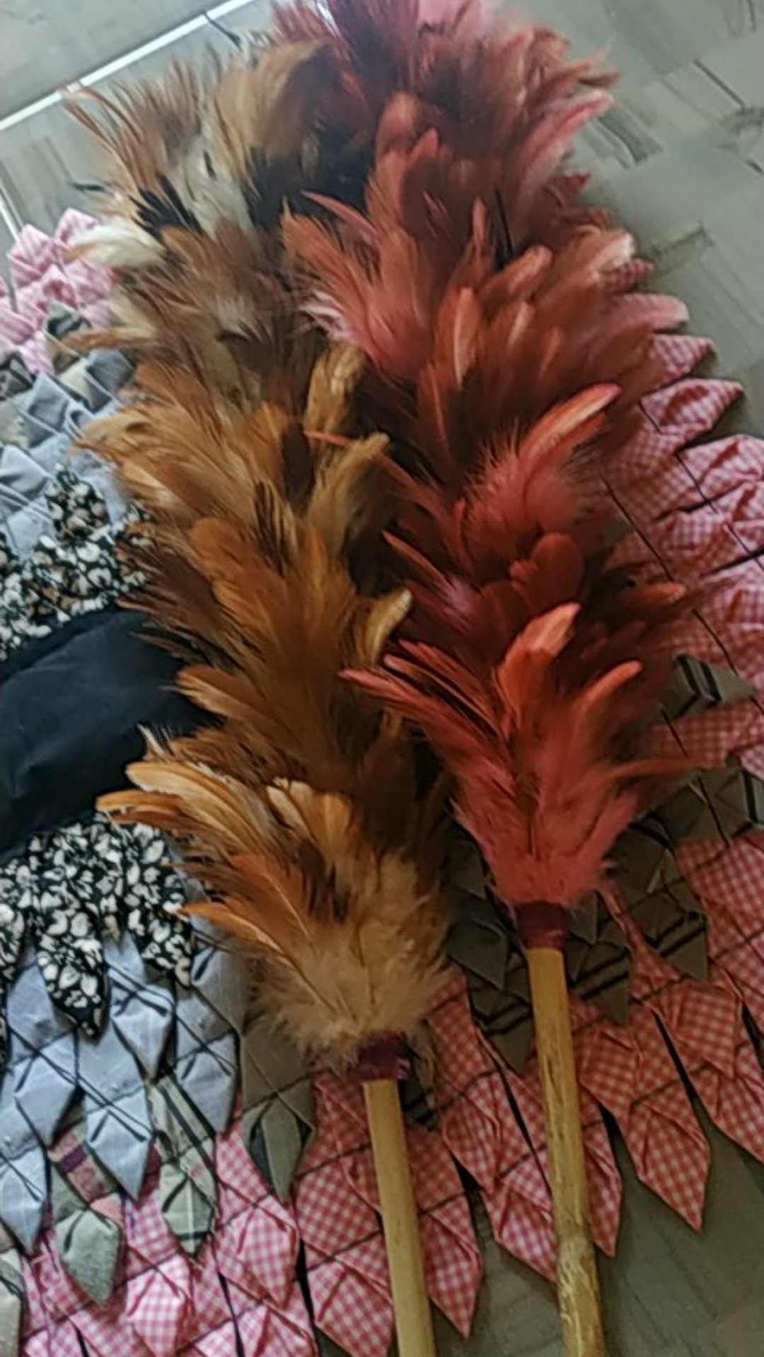 Kemoceng Bulu Ayam 1 Warna Murah