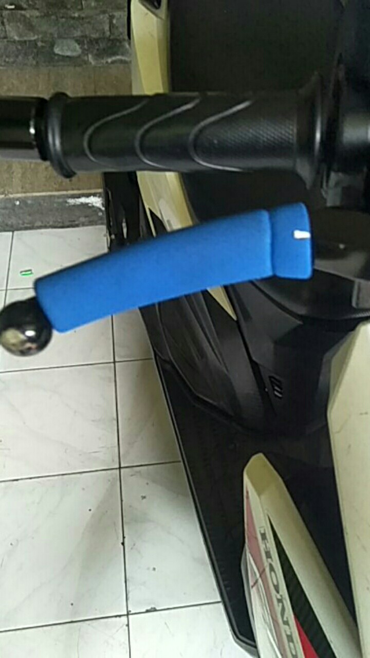 Spon Busa Hendel / Spon Warna Hendel