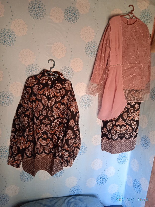 Maura Couple - Sania Ruffle Batik Couple Ori Ndoro Jowi Dnt Garansi Termurah Shopee By Lumbung Batik