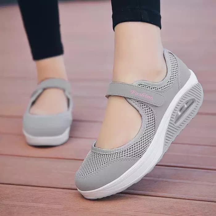 Sepatu Wanita Zora Sepatu Wanita Slip On R90