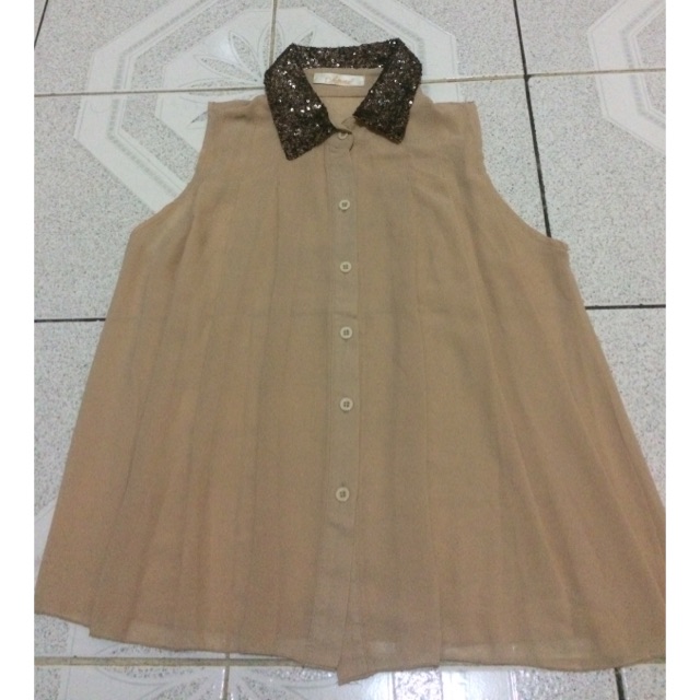 Preloved glitter shirt