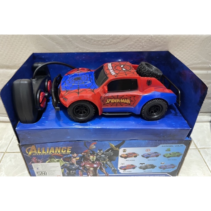 Mainan mobil remote control / Mobil Super Hero avengers