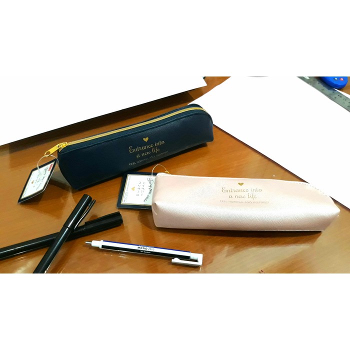 

Produk Unggulan Shiny Elegant Pencil Case / Tempat Pensil Kulit Emas Berkualitas