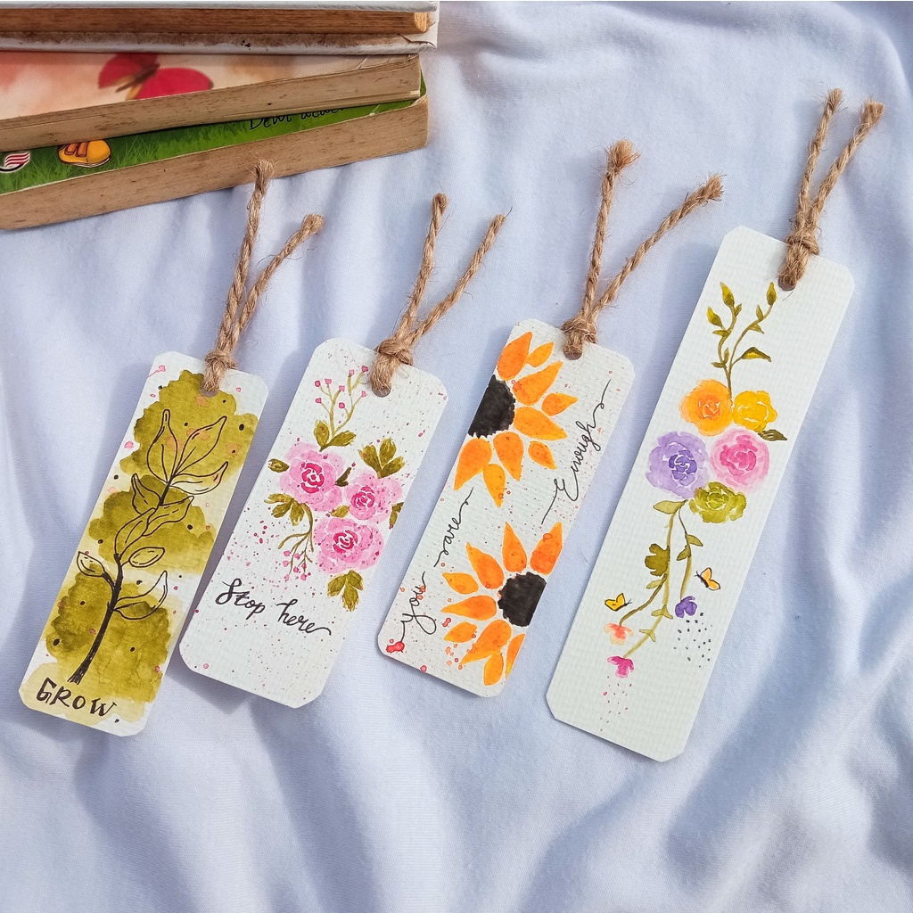 

BOOKMARK / PEMBATAS BUKU AESTHETIC HAND MADE UNTUK MENANDAI HALAMAN BUKU