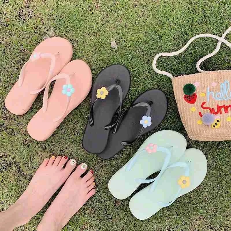 Sandal Jepit Wanita Polos Motif Bunga