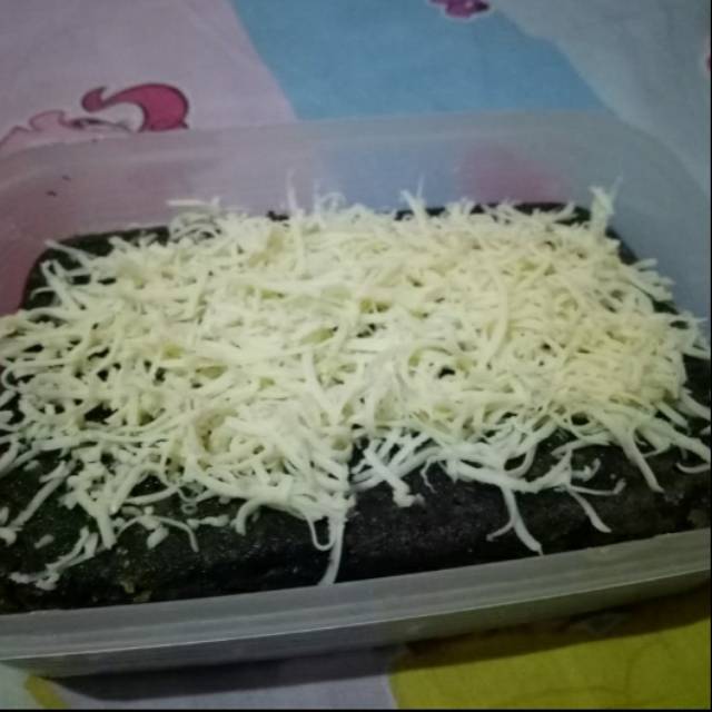 

Bolu Oreo Topping keju