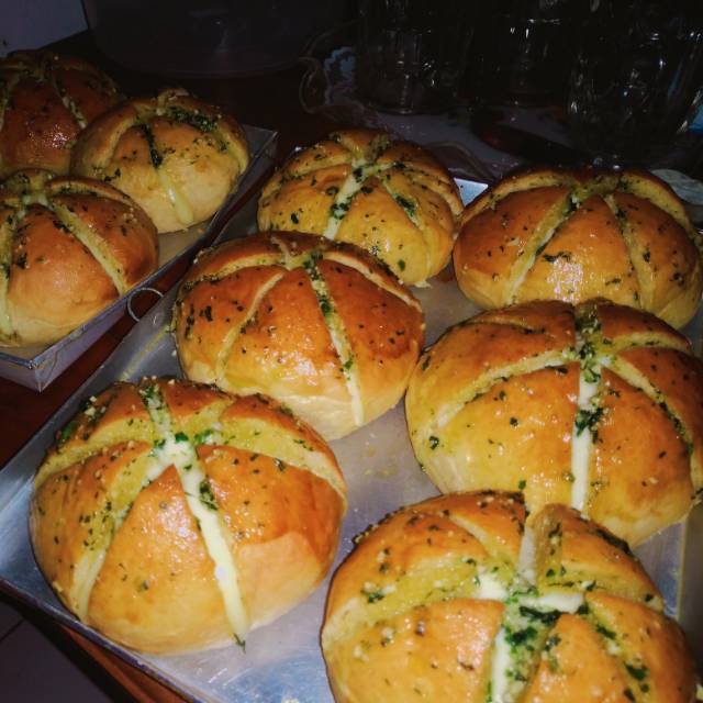 

Garlic Cheese Bread