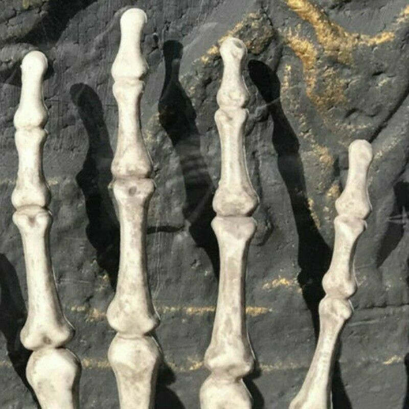 Tangan Tengkorak Manusia Realistis Bahan Plastik Untuk Dekorasi Pesta Halloween