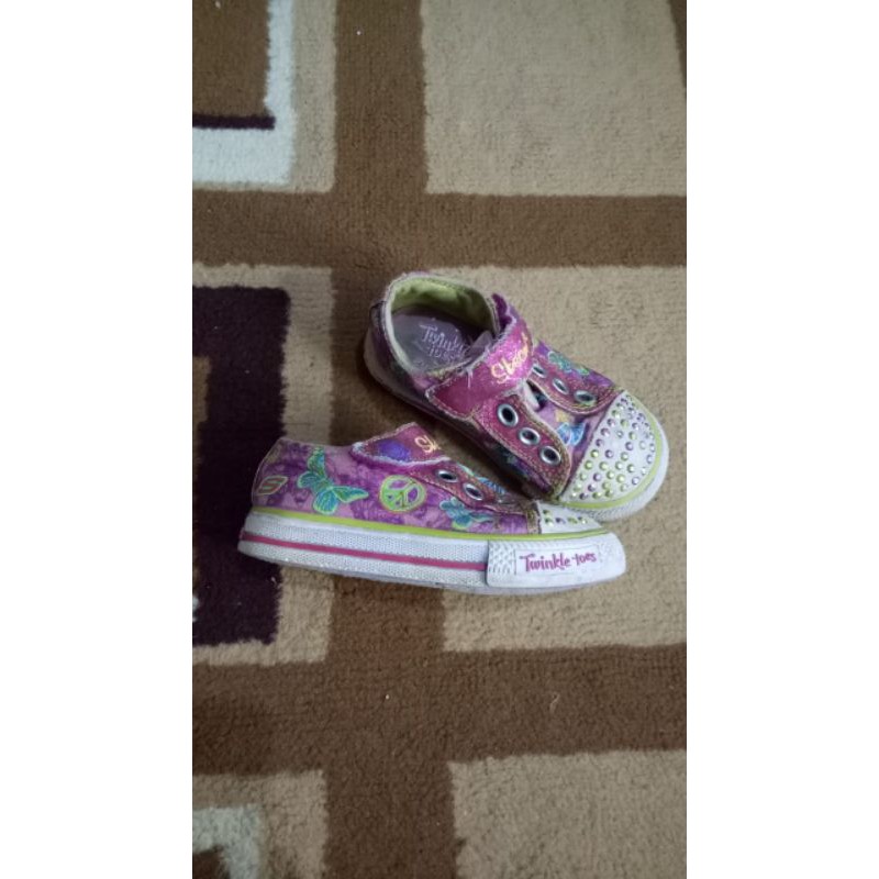 Sepatu anak skechers twinkle toes