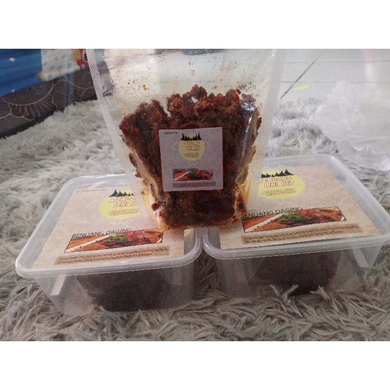 

Rendang Daging Khas Sumatra barat