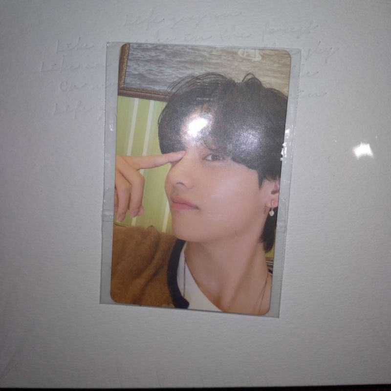 Pc Random Taehyung BE ESSENTIAL