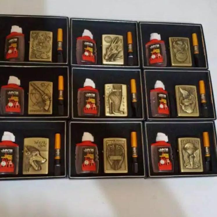 〈〈IMPORT〉〉 Korek Api Sumbu Set plus Minyak plus Pipa Rokok Motif Timbul