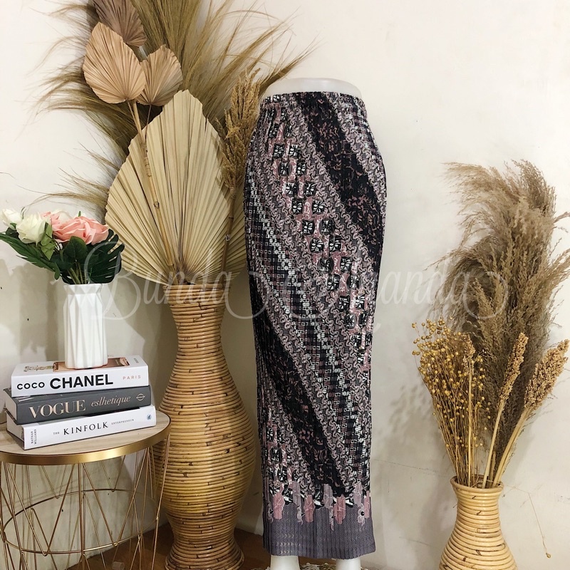 Rok Batik Plisket Fit S - JUMBO All Size-Hana Rose Gold