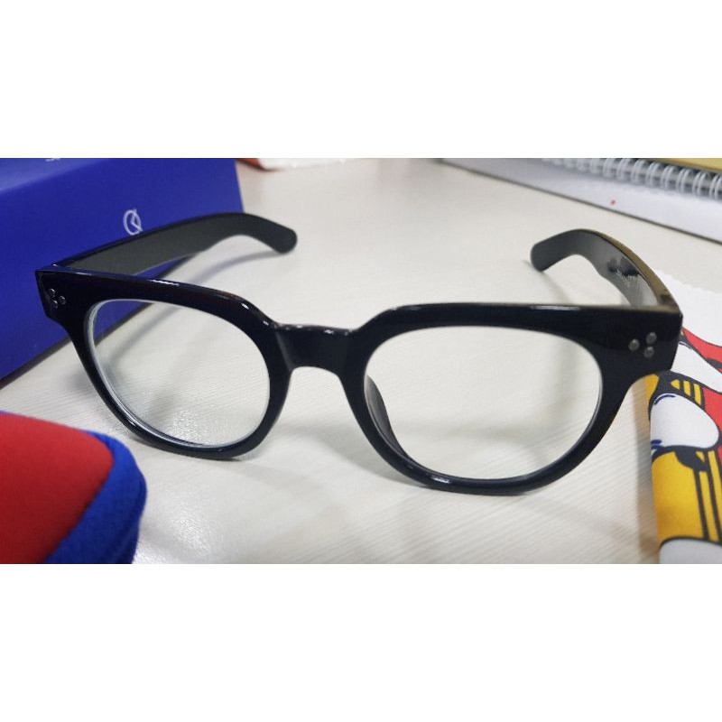 Kacamata Logan (Optika Lunett)