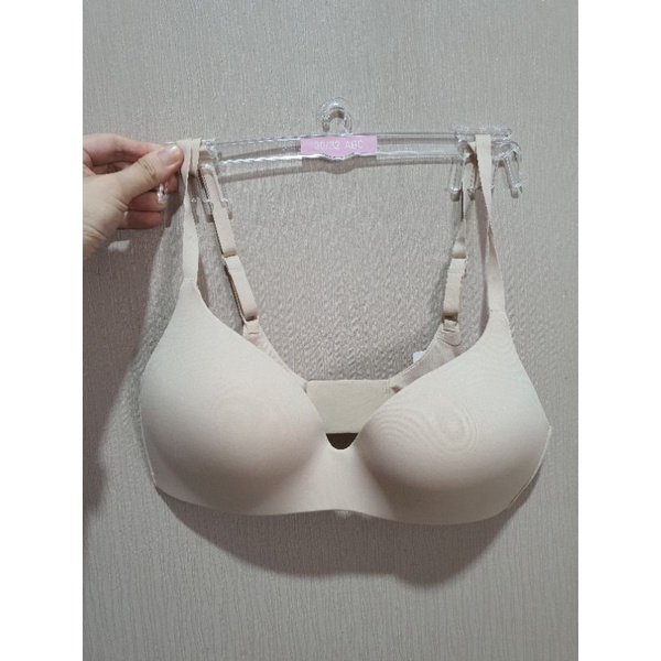 UNIQLO Bra Tanpa Kawat (Penyangga 3D) 460102 Wanita - 35 BROWN