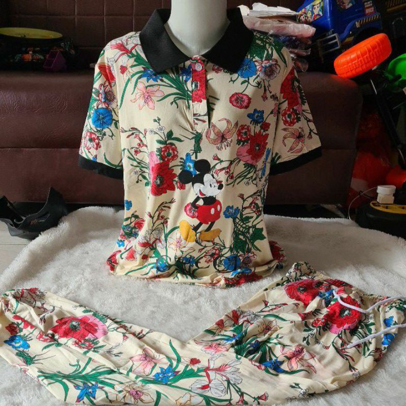 Setelan wanita import mickey gucci disney