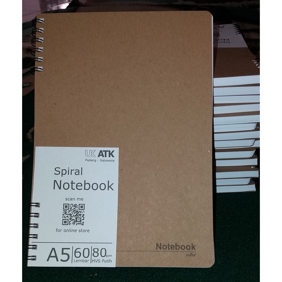 

A5 Spiral Notebook || 60 Lembar - 80gsm || Kraft-Mika Cover