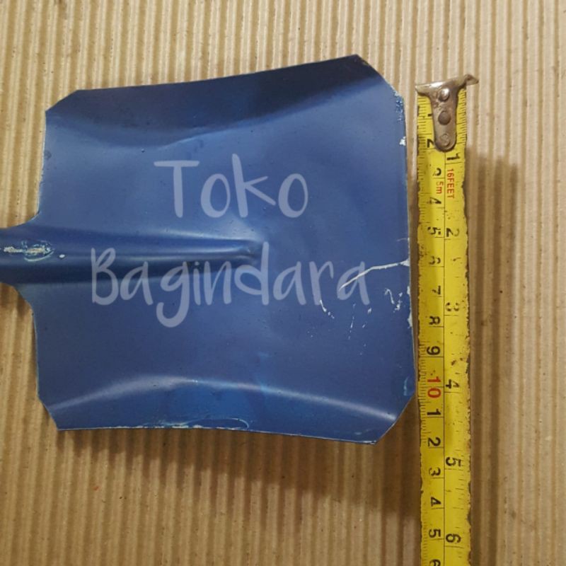 Sekop Gagang Kayu 40CM