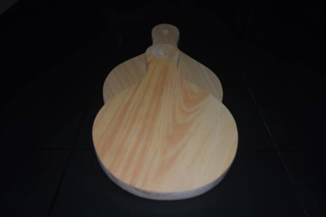 Talenan Kayu Pizza 20cm / Wooden Cutting Board Kayu Pinus Pizza 20cm Halus