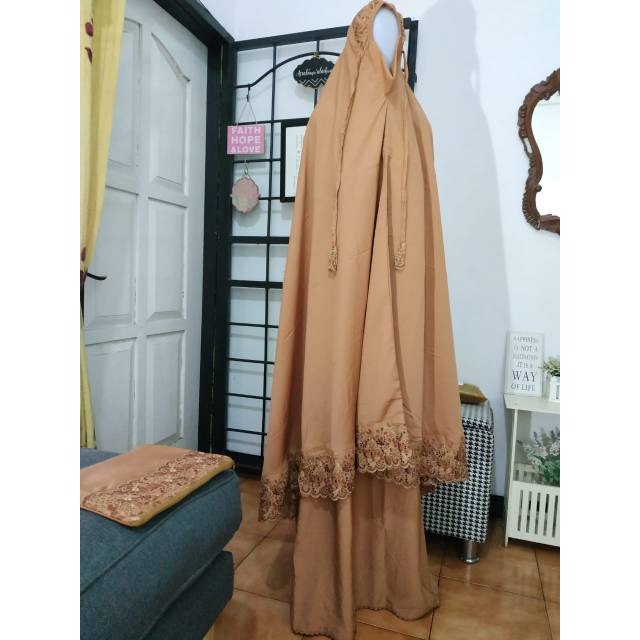 Mukena Dagu Aniqa' pakai Tas (Mukena Khadijah)