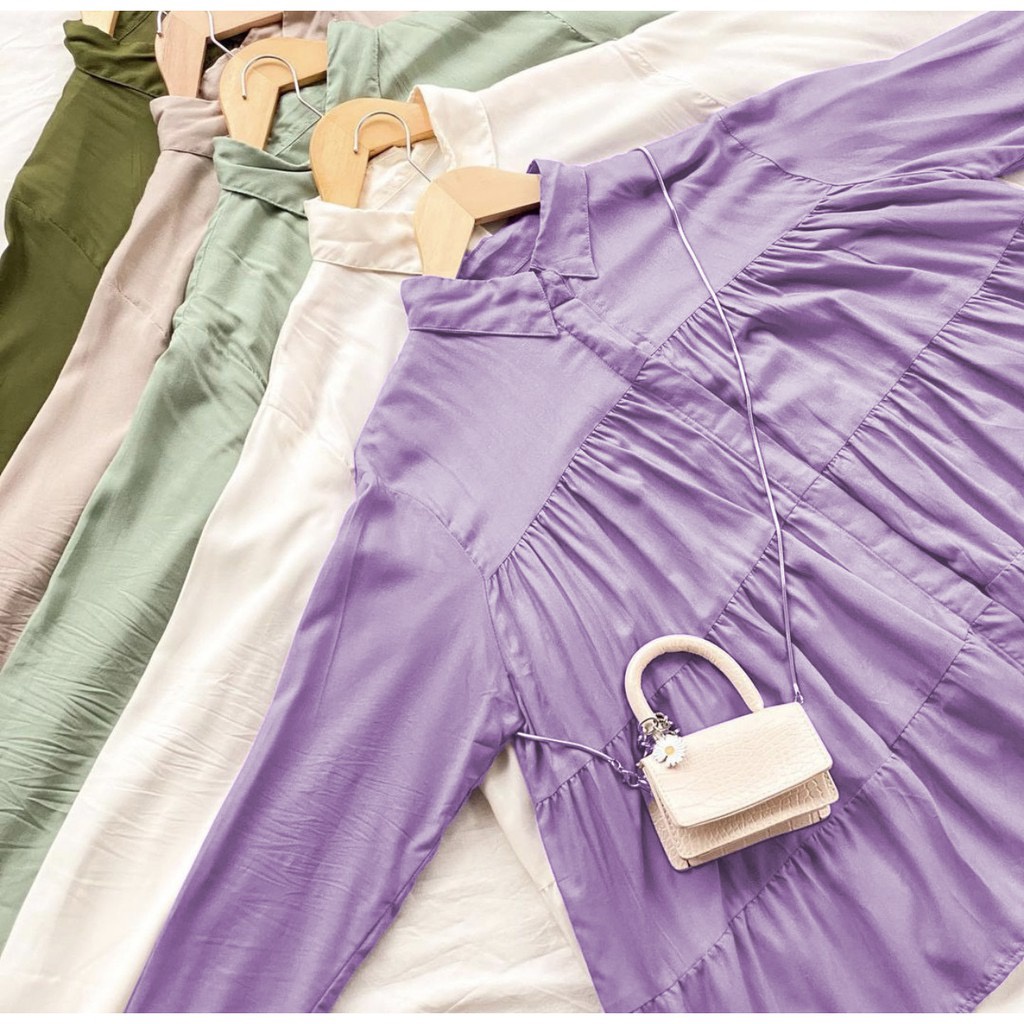 BEFAST - ZEC OOTD Wanita Blouse IREN / Sora Ruffle Tuft Blouse / Blouse Lengan Panjang / Blouse Kekiniaan Remaja / Terbaru 2022 / Blouse Casual Wanita / Blouse Polos Formal