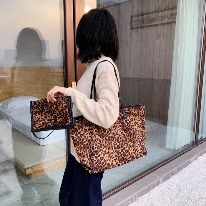 6501 TAS TOTE TOTOL MACAN LEOPARD CEWEK WANITA PAKET 2IN1 POUCH IMPOR JAKARTA
