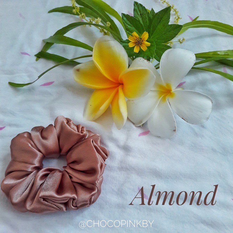 

Scrunchies Satin Colors Medium Size by CHOCOPINKBY