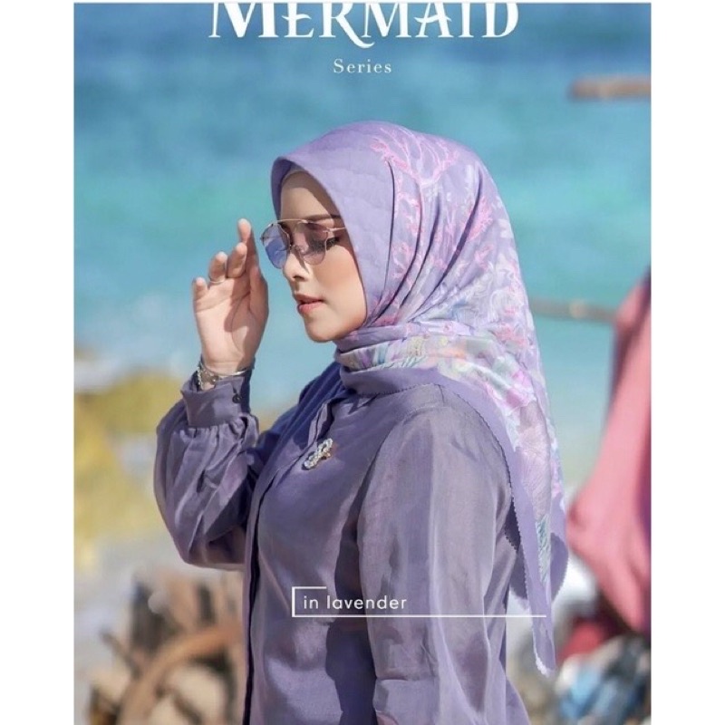 Buttonscarves X Disney Mermaid Lavender