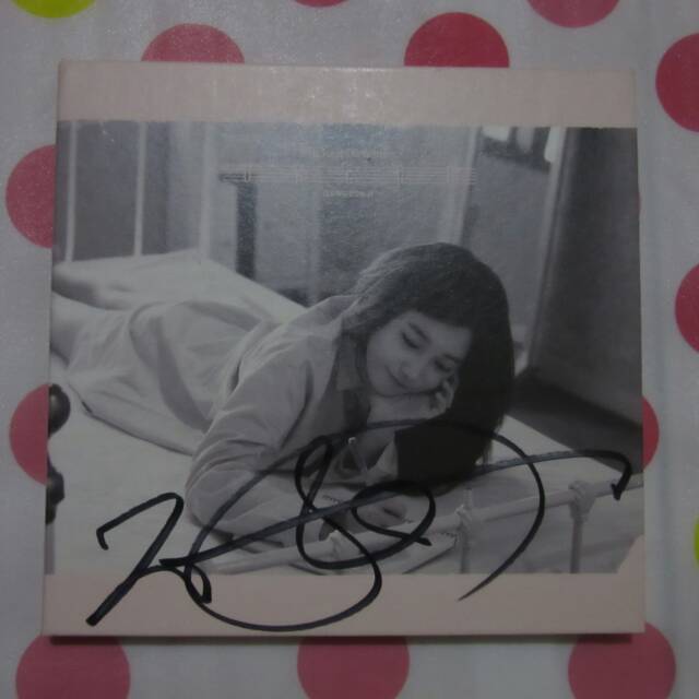 Jung eunji signed album