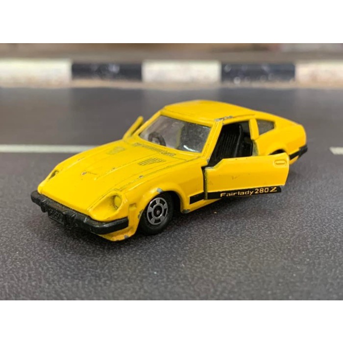 Vintage Tomica 15 Nissan Fairlady 280Z-T Made in Japan No Box