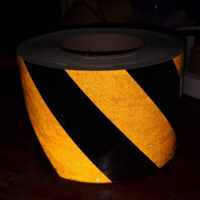 

Skotlet scotlite reflective 3m 96mm x 45M-stiker sticker scotchlite 3m baricade