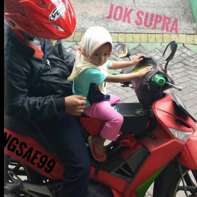 BONCENGAN MOTOR ANAK SUPRA X 125 JOK TAMBAHAN TEMPAT DUDUK ANAK DI MOTOR NMAX ANAK