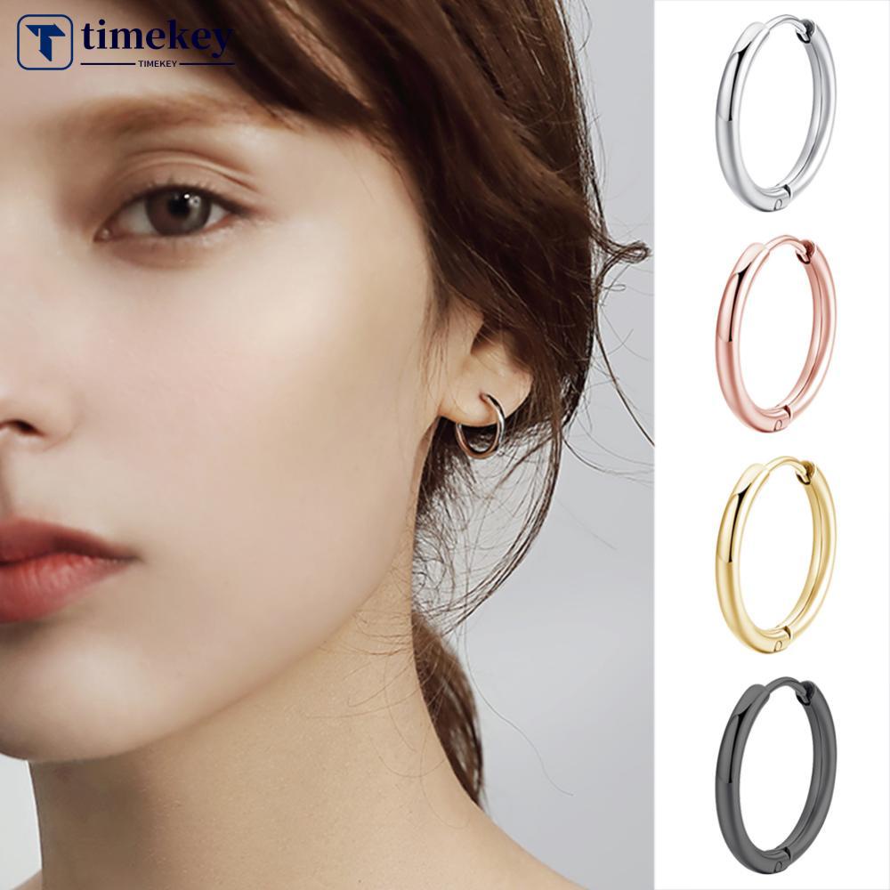 Timekey Anting Bulat Bahan Titanium Steel Alloy Warna Emas Untuk Wanita A9K5